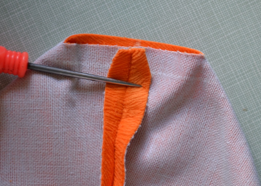 Stitch these two parts of bag