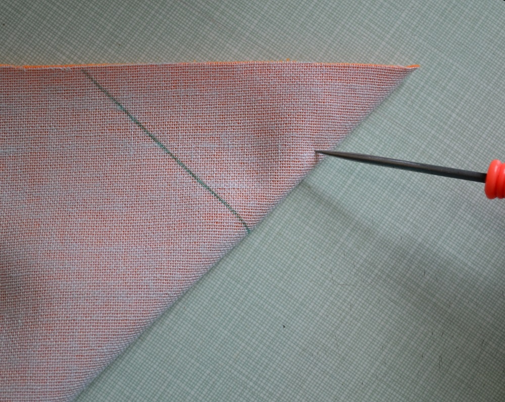 How to Sew Mitered Corners, step 3