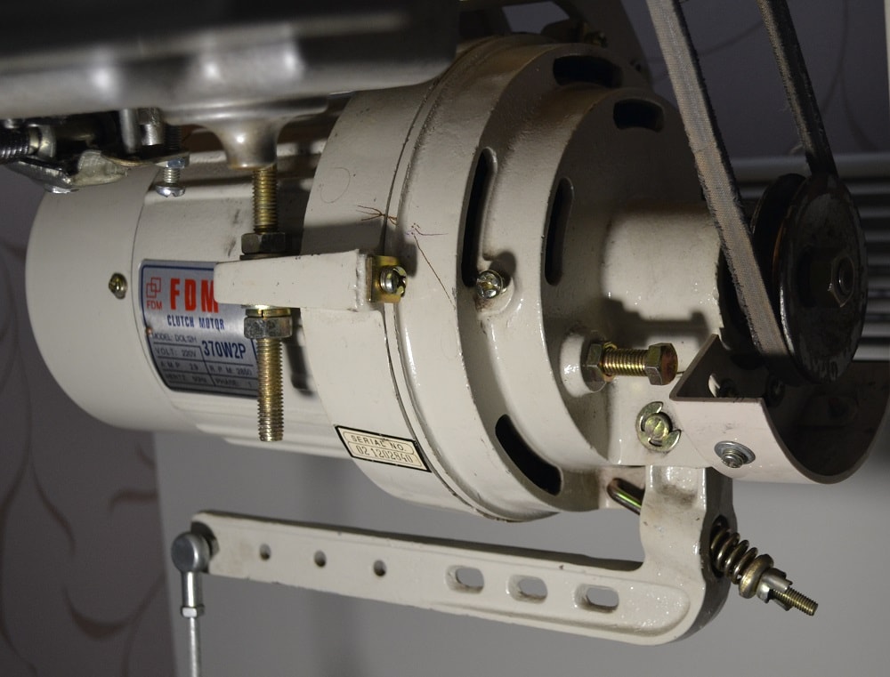 Clutch motor of industrial sewing machine