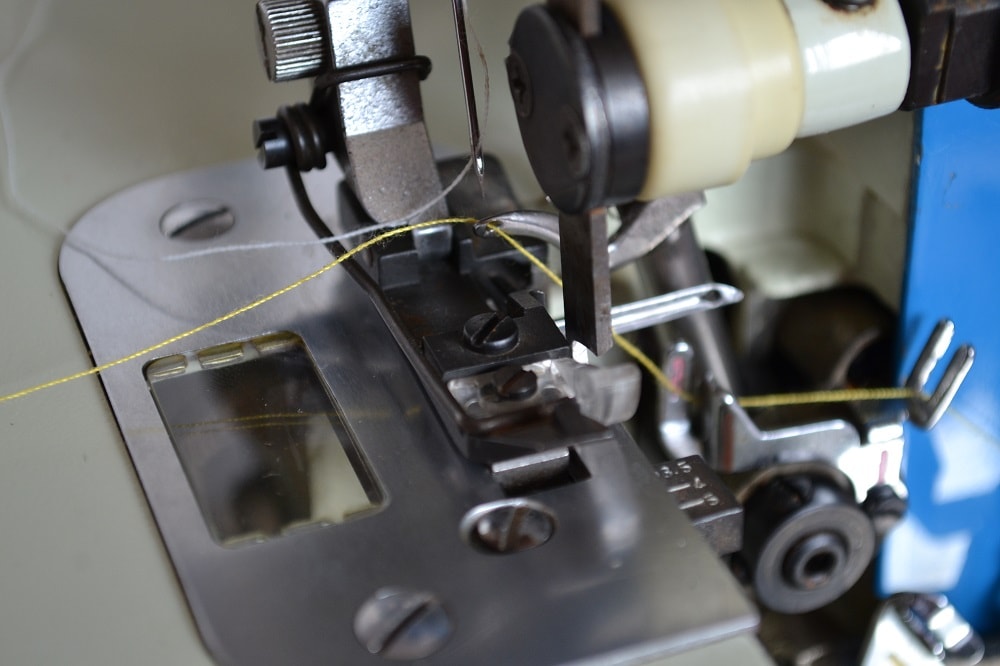 How to insert thread into looper eyelet