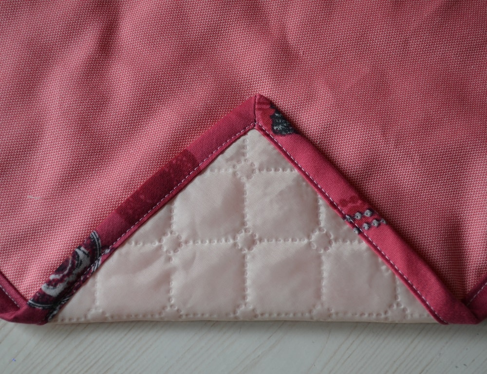 Binding the Quilt Corners