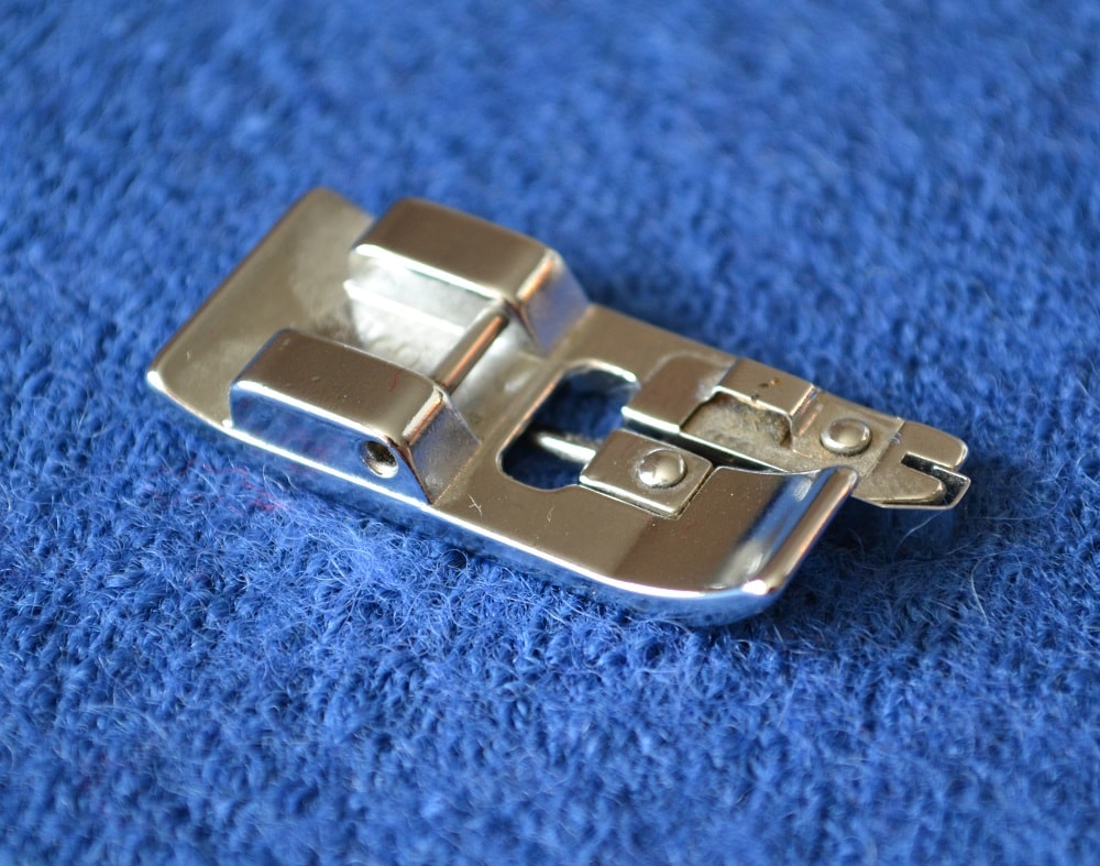 Presser Foot for Overlock Stitches