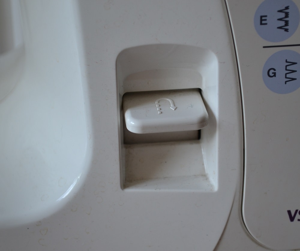 Reverse Stitch Lever