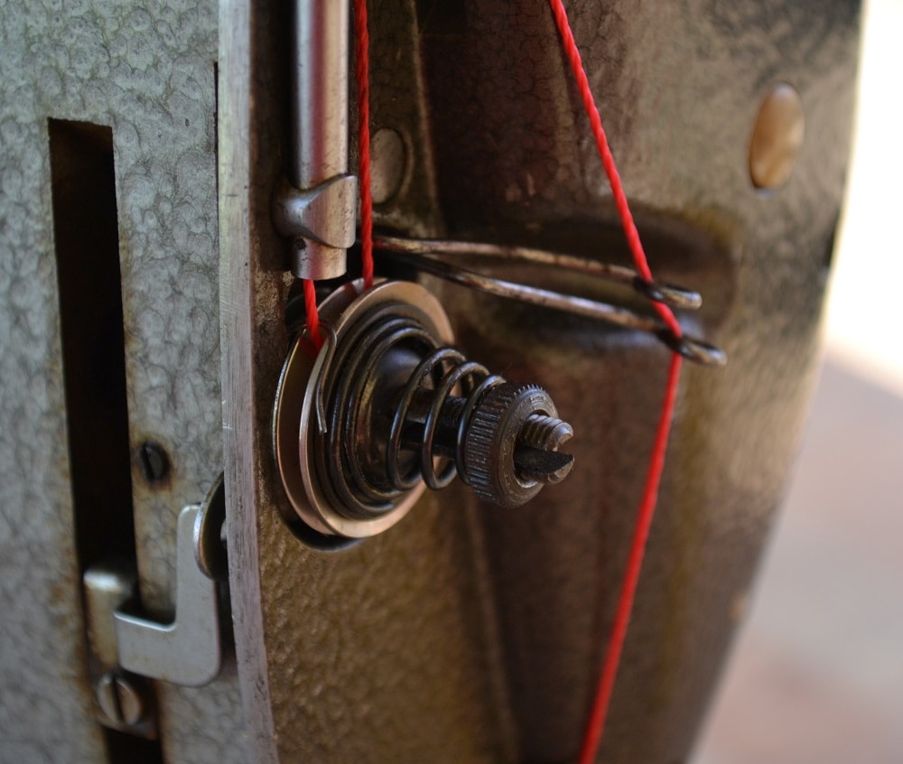 Thread Tensioner