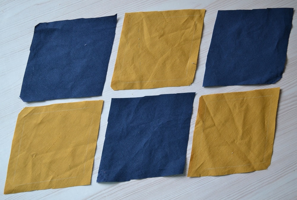 Rhombuses having different colors