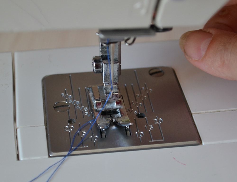 Changing a presser foot, step 1