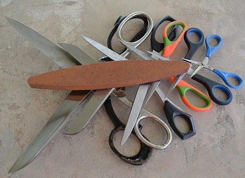 How to Sharpen Your Fabric Scissors
