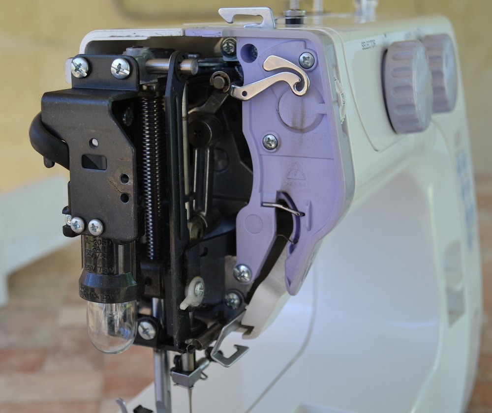 Light bulb of sewing machine